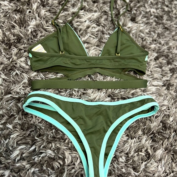 L*SPACE bathing suit - Picture 5 of 5